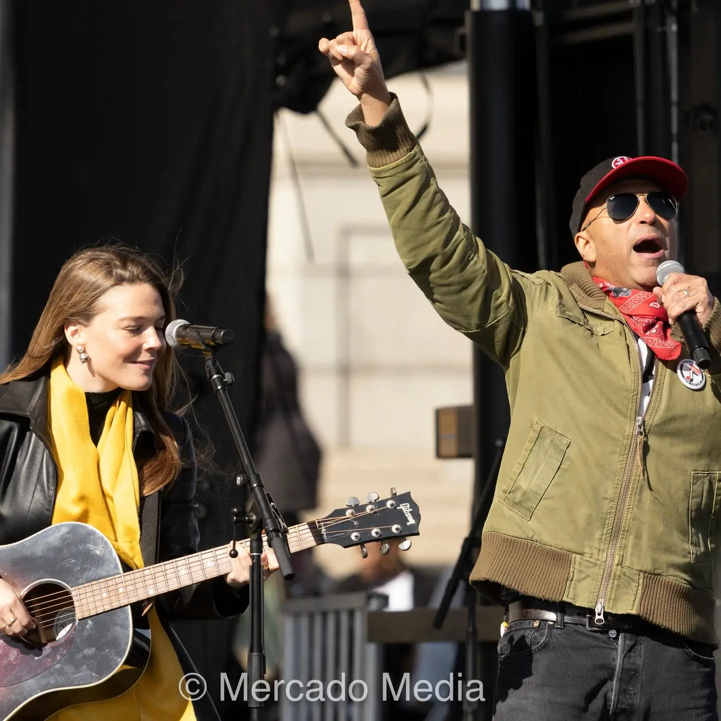 NO KINGS: MINNESOTA TURNS OUT