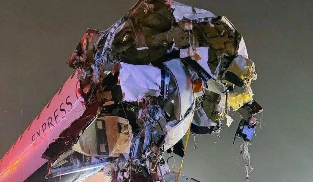 2 DEAD, DOZENS INJURED AFTER PLANE COLLIDES WITH FIRE TRUCK AT LaGUARDIA